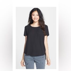Pleione SS Pleat Black Tee